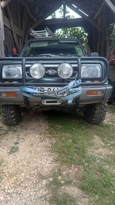 Vand Feroza,an 1993,4×4