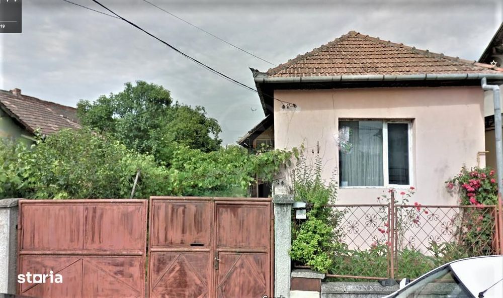 Casă individuală de vânzare, 800 mp teren, aproape de Dedeman și gară