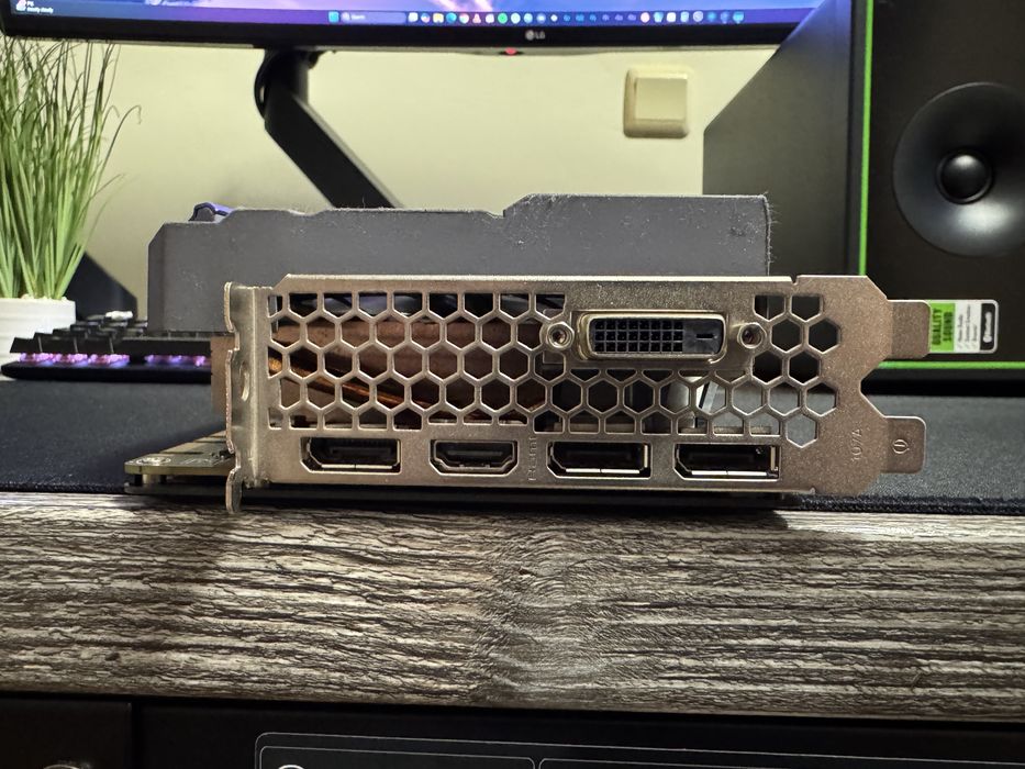 Видео карта Palit GTX 1080Ti 11GB GameRock