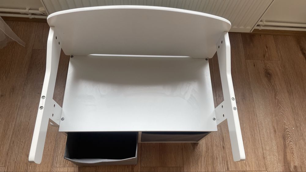 Bancuta 3 in 1 Cu Masuta Si Spatii De Depozitare Jucarii