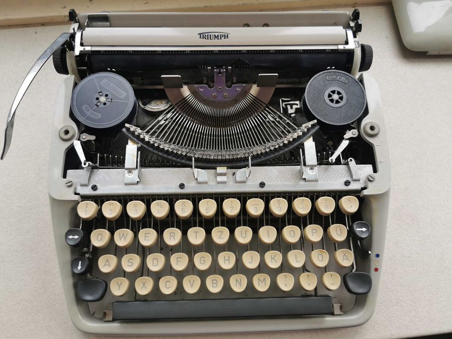 Пишеща машина Triumph Tippa