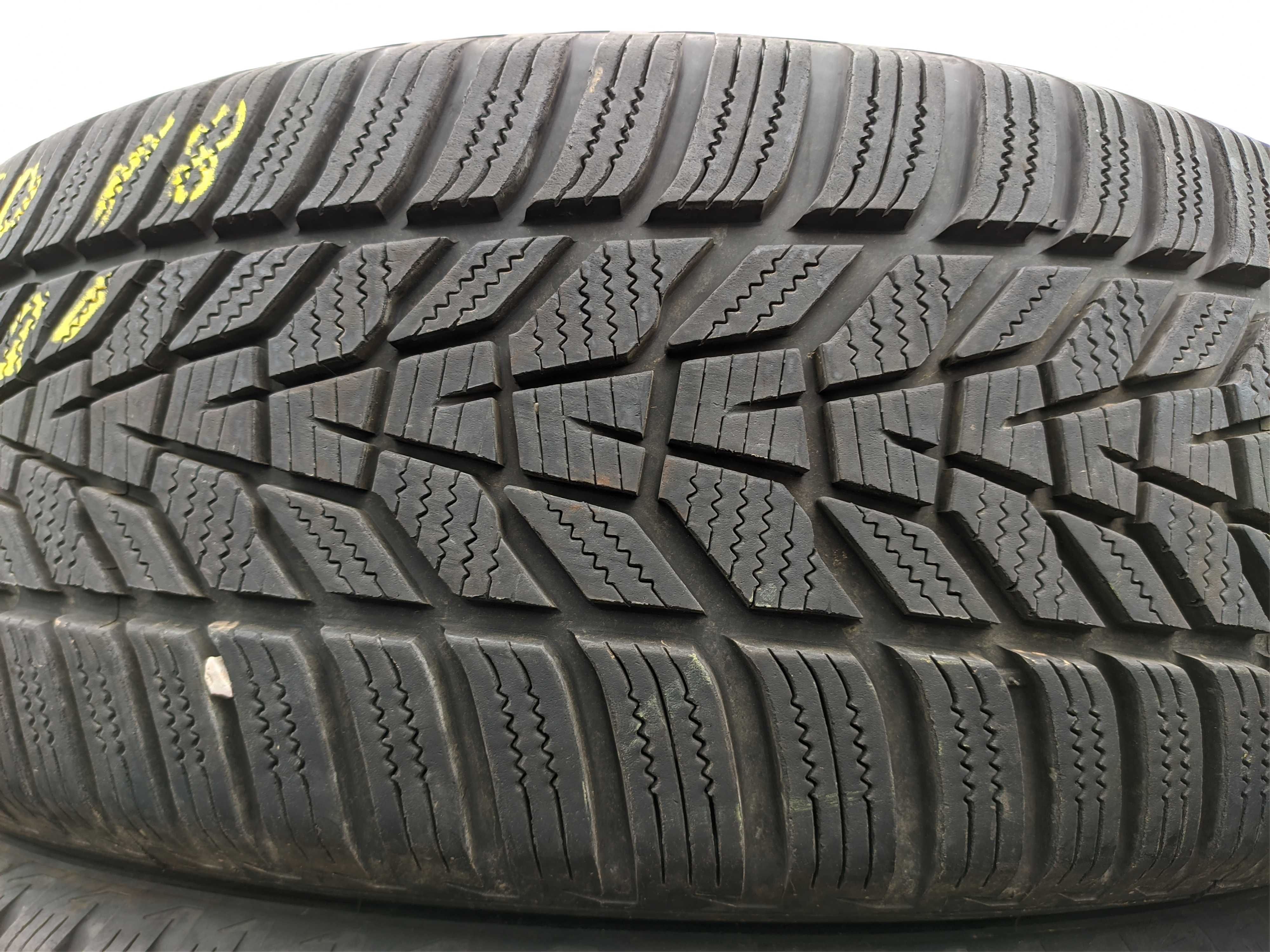 4бр Зимни гуми 235 60 18 - Hankook
