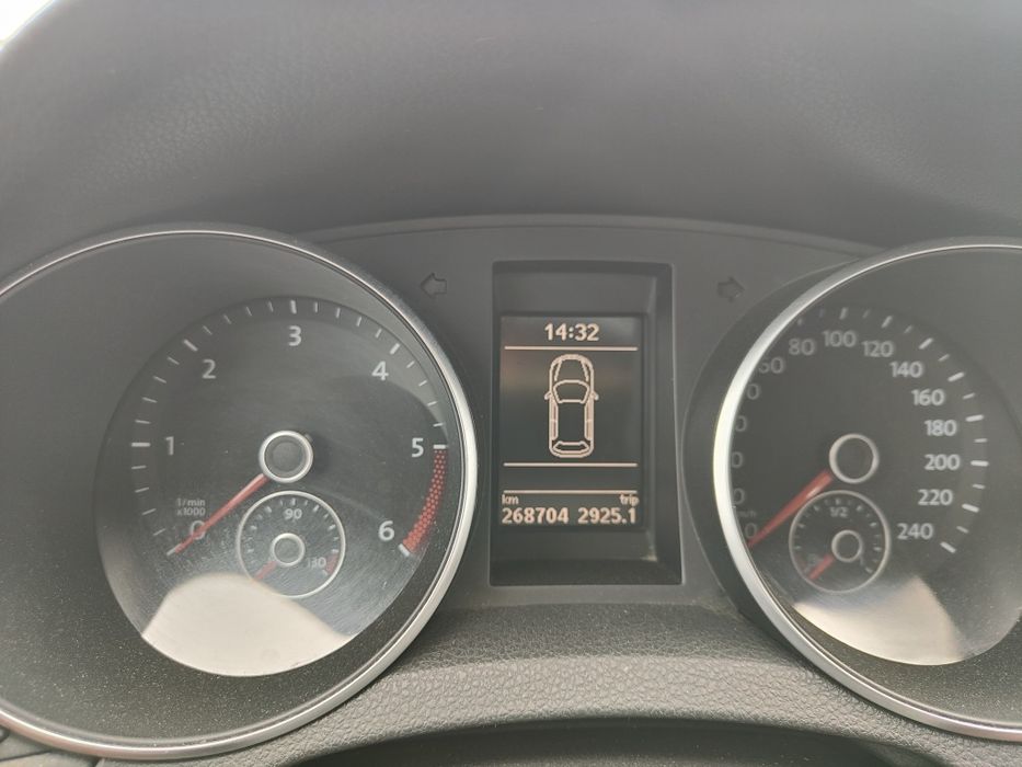 VW Golf 6, 1.6 TDI, 105 CP