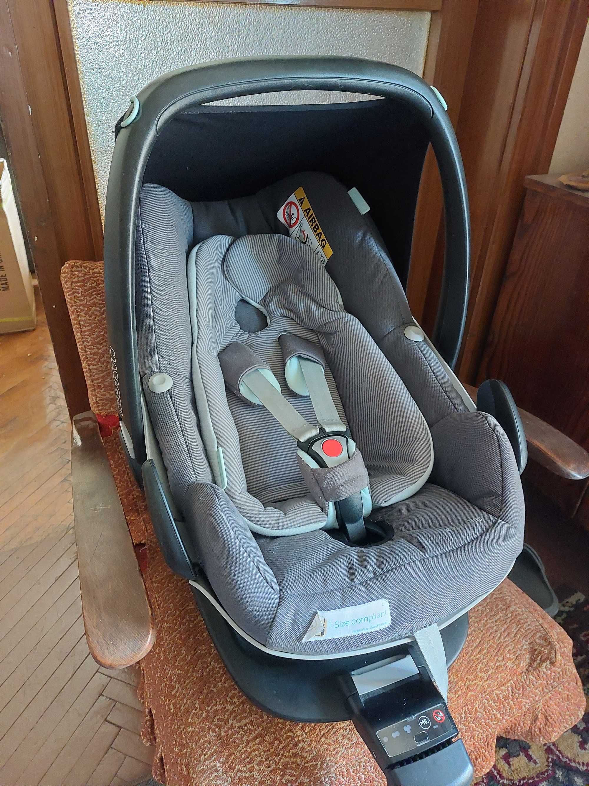 Бебешo столче за кола Maxi Cosi