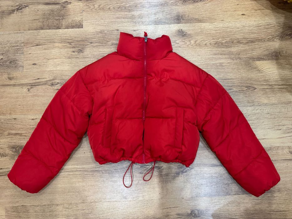 Дамски дрехи……..