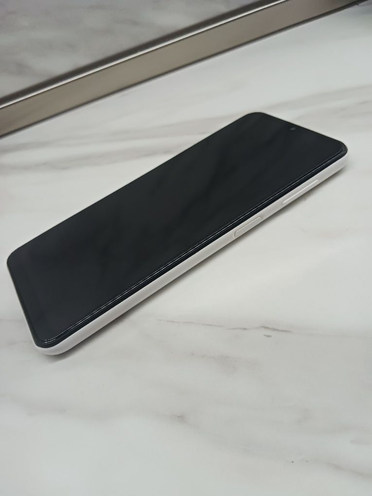 Samsung A13 (32GB-4GB RAM)