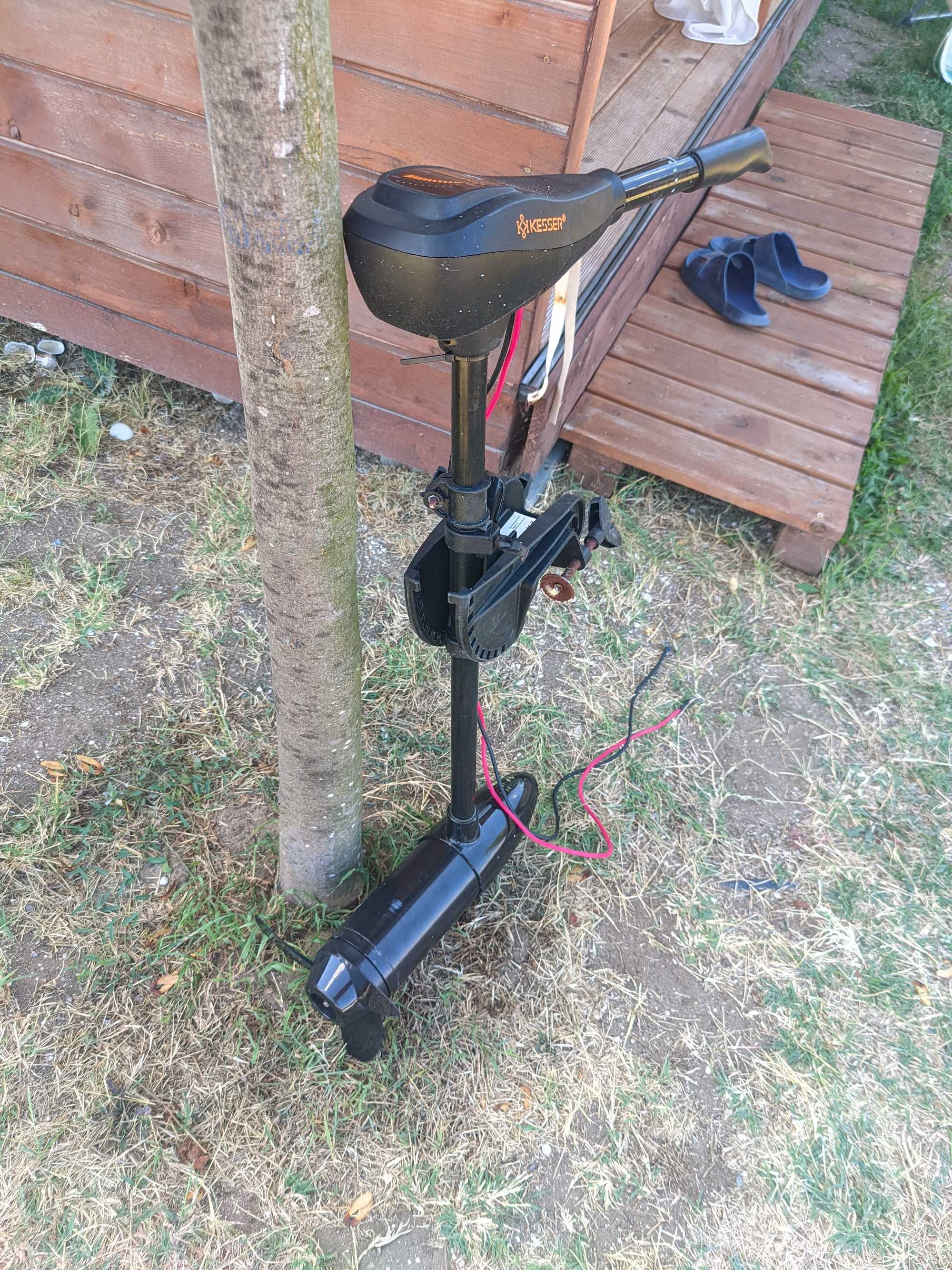 Мощен немски електрически извънбордов мотор за лодка KESSER 1.2 Kw 24V