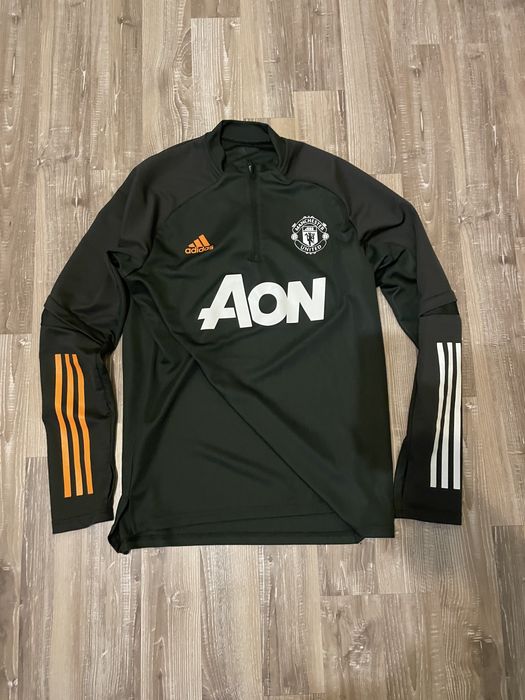 Adidas мъжко горнише на Manchester united