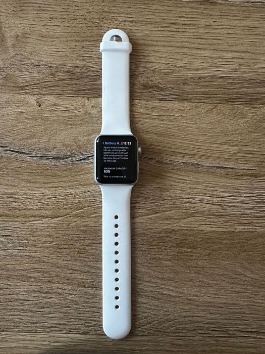 Продавам apple watch series 3