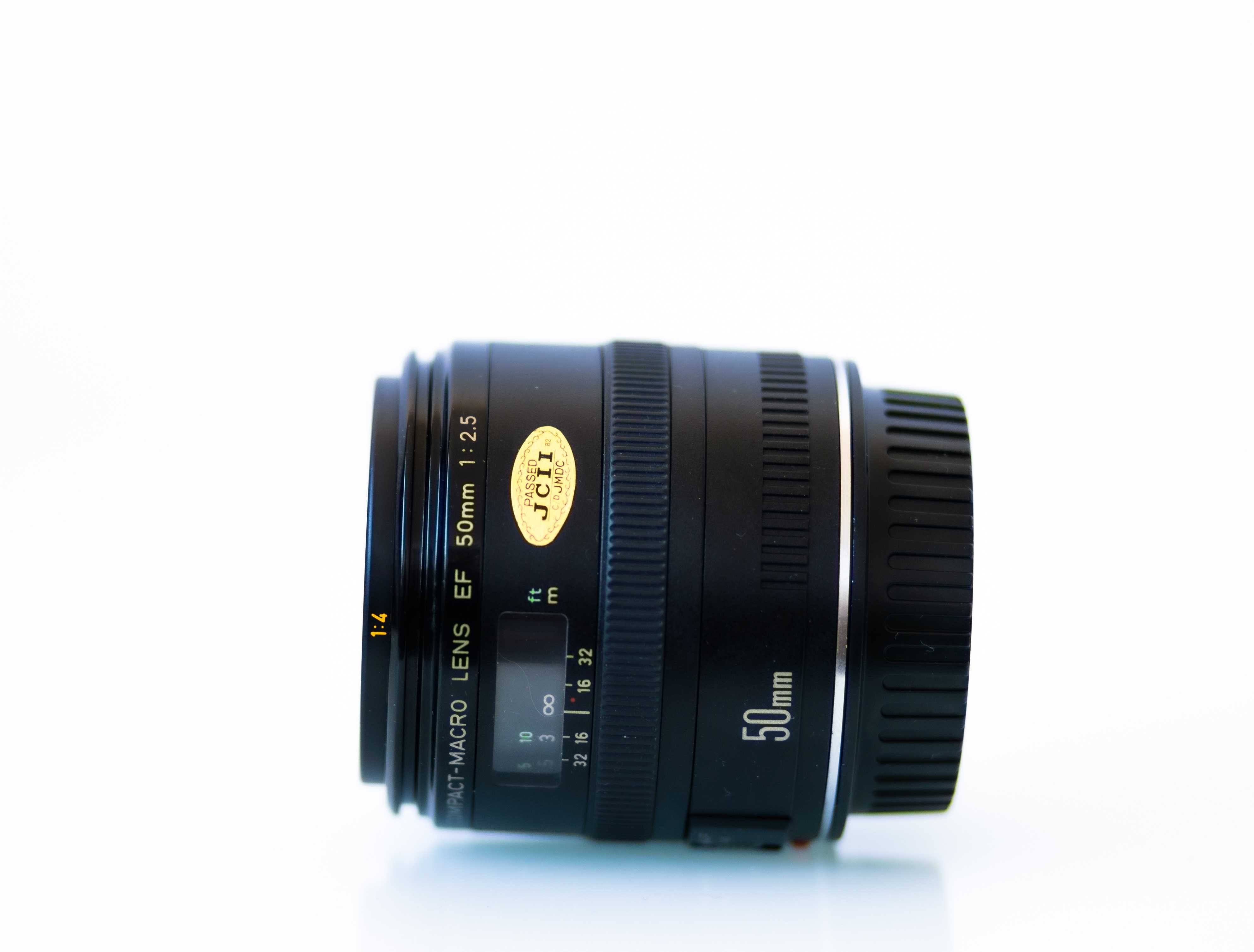 Obiectiv MACRO 1:1 Canon 50mm f2.5 Full Frame