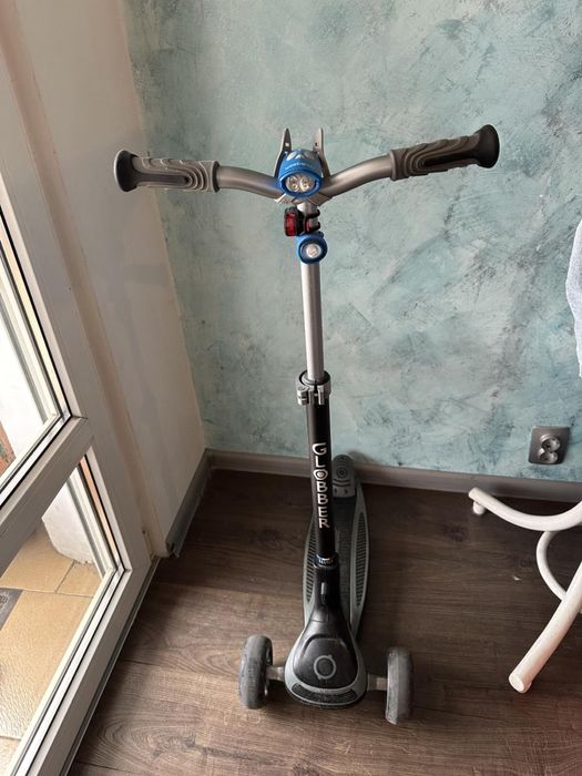 Тротинетка Globber ultimum lights