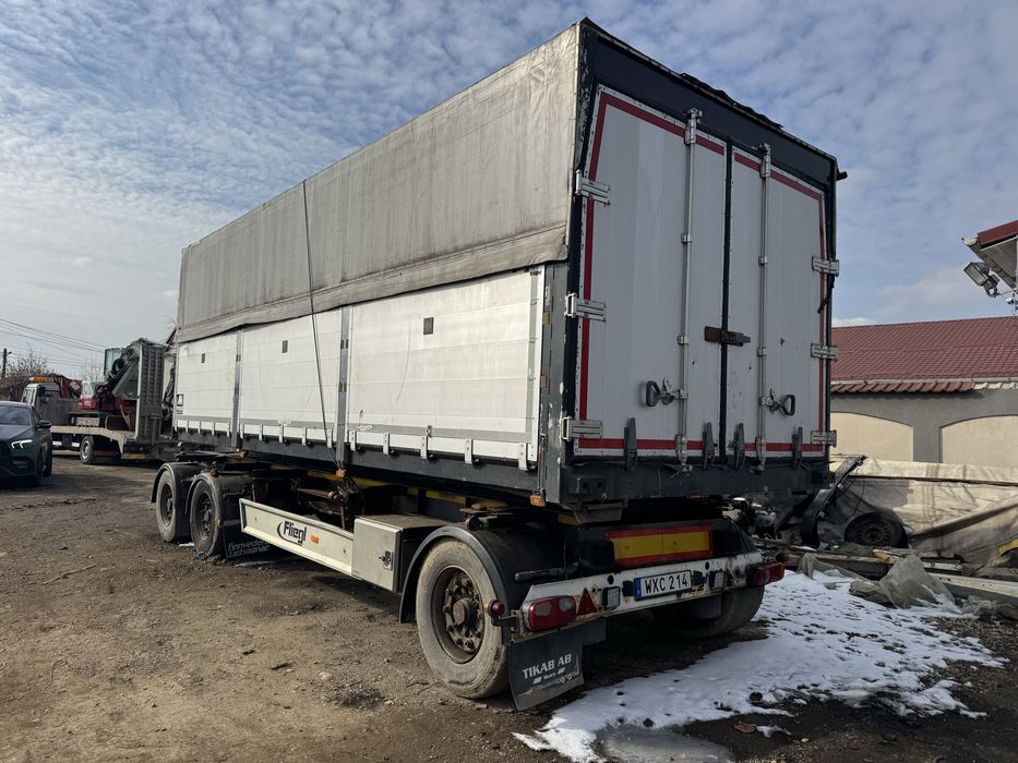 Remorca cerele basculabila