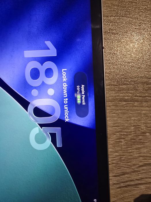 Таблет iPad Pro 12'9 2022 6th с Pencil 2nd