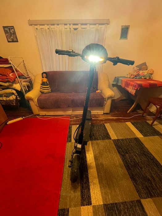 Vând sau schimb trotineta kukirin