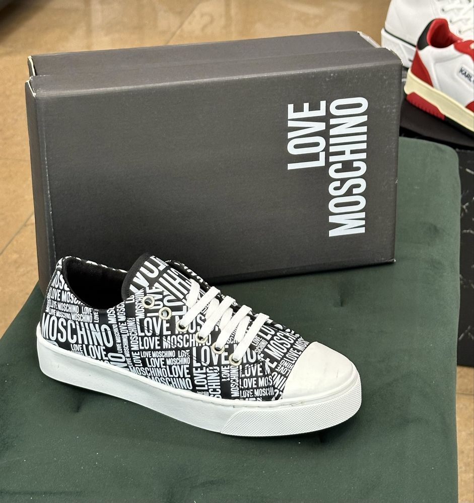 Дамски сникърси Love Moschino 36