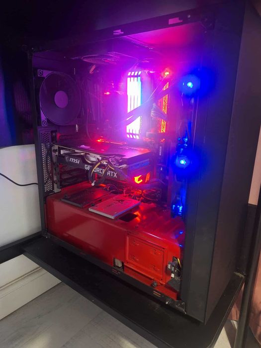 Vand Unitate Gaming i7 8700K RTX 3070 ,32 GB RAM