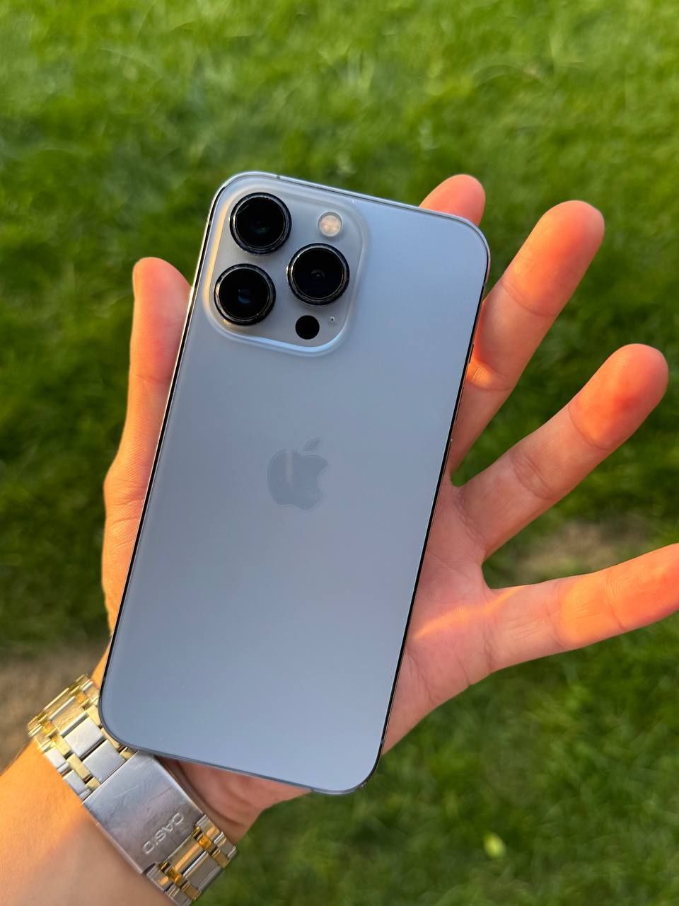 Iphone 13 pro.  .