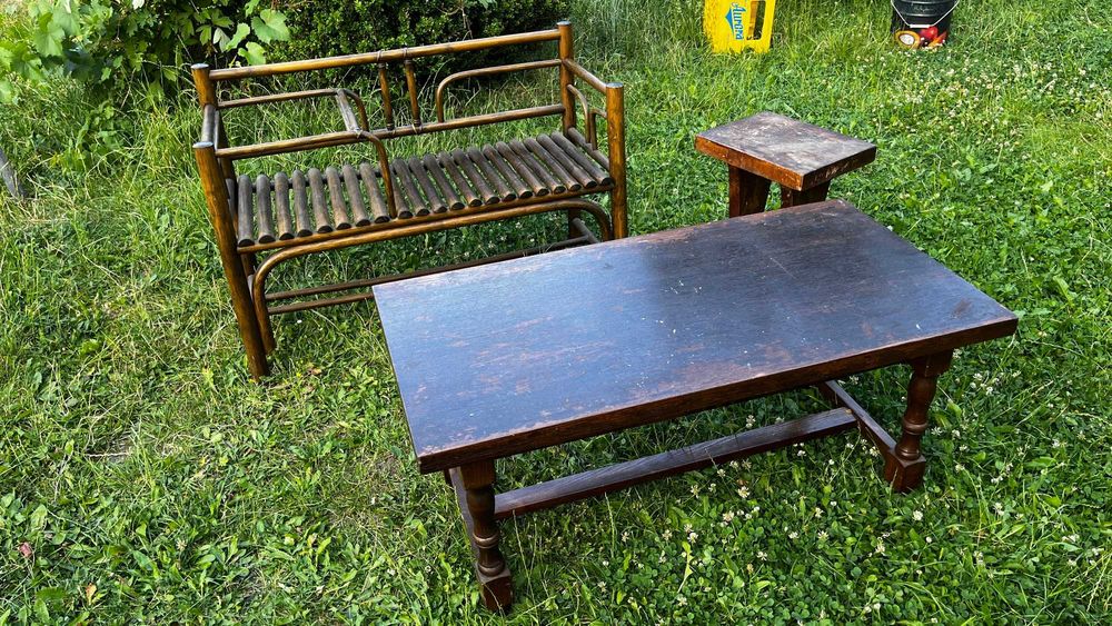 masa, taburet si bancuta de gradina