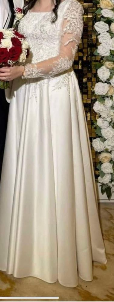 Vand rochie Mireasa