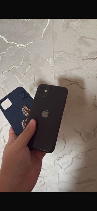 Продаю iPhone 11 в отличном состоянии