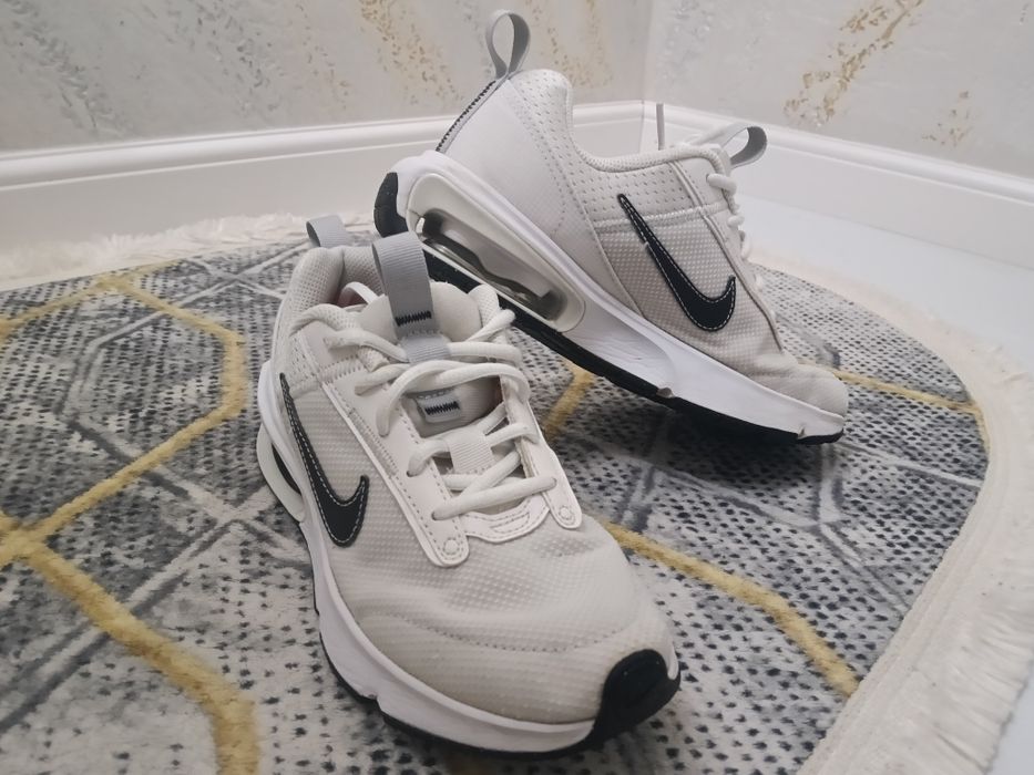 Adidași Nike Air Max AP Mărimea 37
