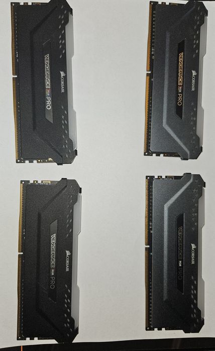 64GB RAM Corsair Vengeance PRO 3200MHz CL16