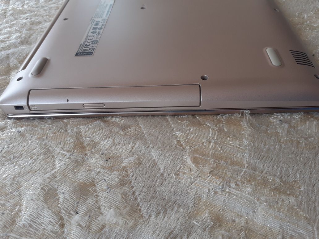 Леново ideapad 520 .i5 8gen.