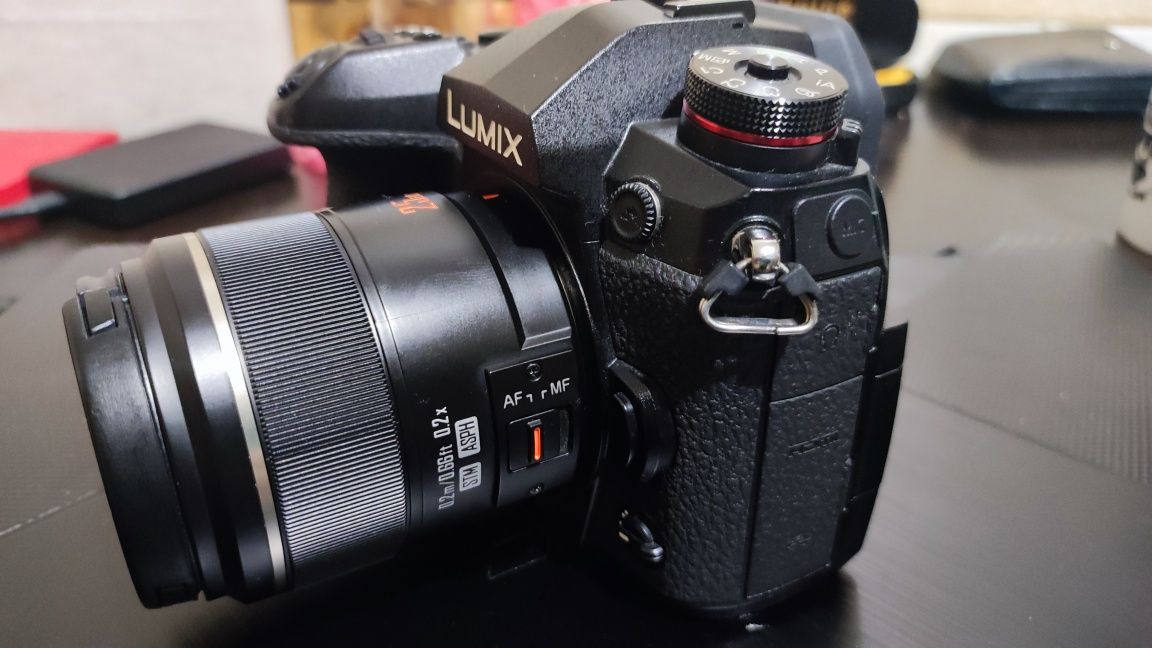 Mirrorless Panasonic Lumix DC-G9