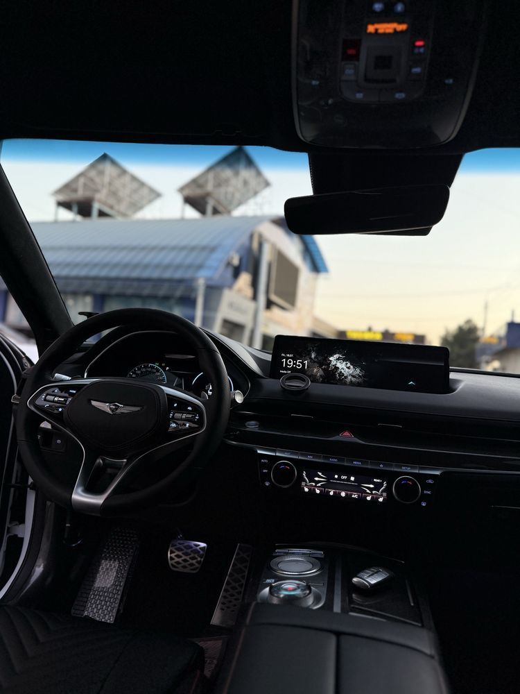 Genesis G80 2.5 turbo
