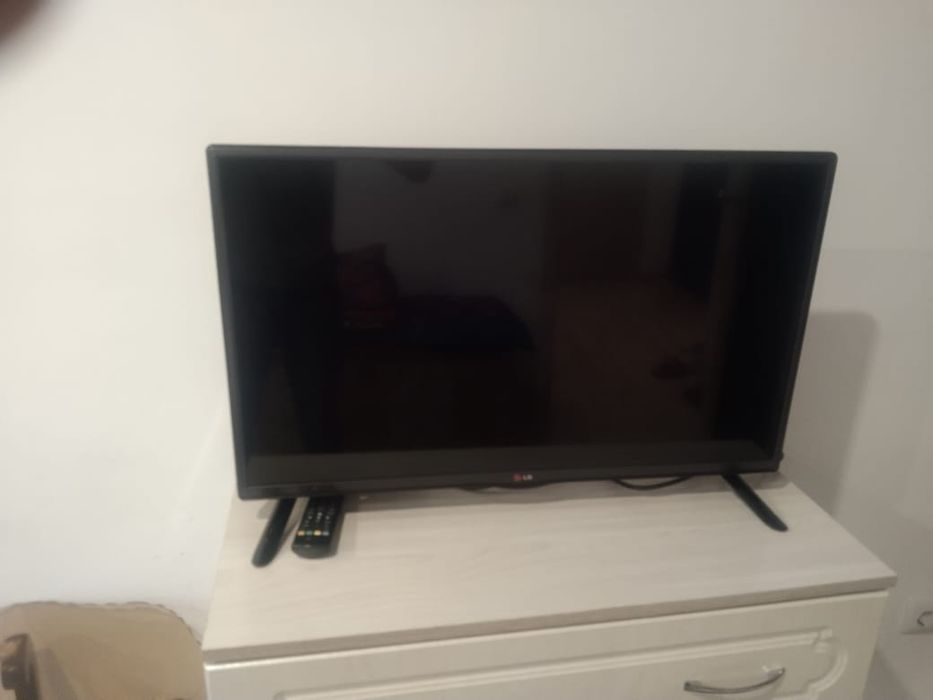 Продам телевизор LG