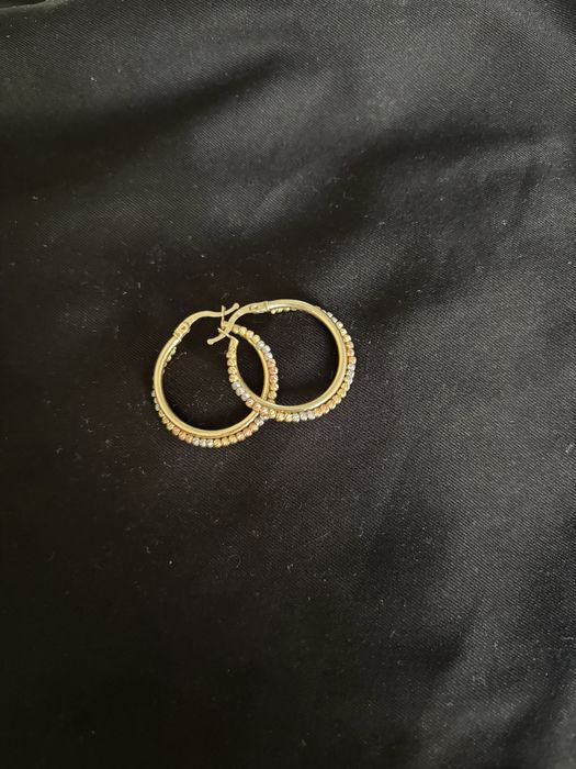 Продам золотые сережки