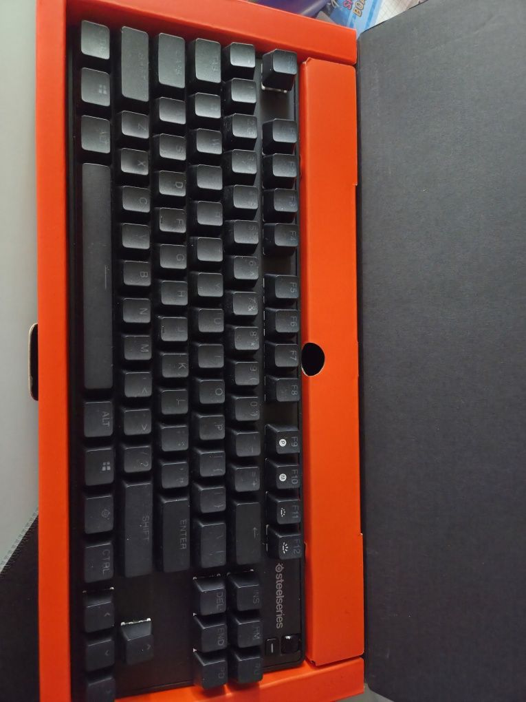 Tastatura Gaming STEELSERIES Apex 9 TKL, Linear OptiPoint Switch,