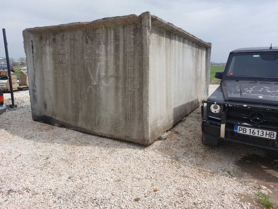 Бетонни гаражи 3200, 2 броя