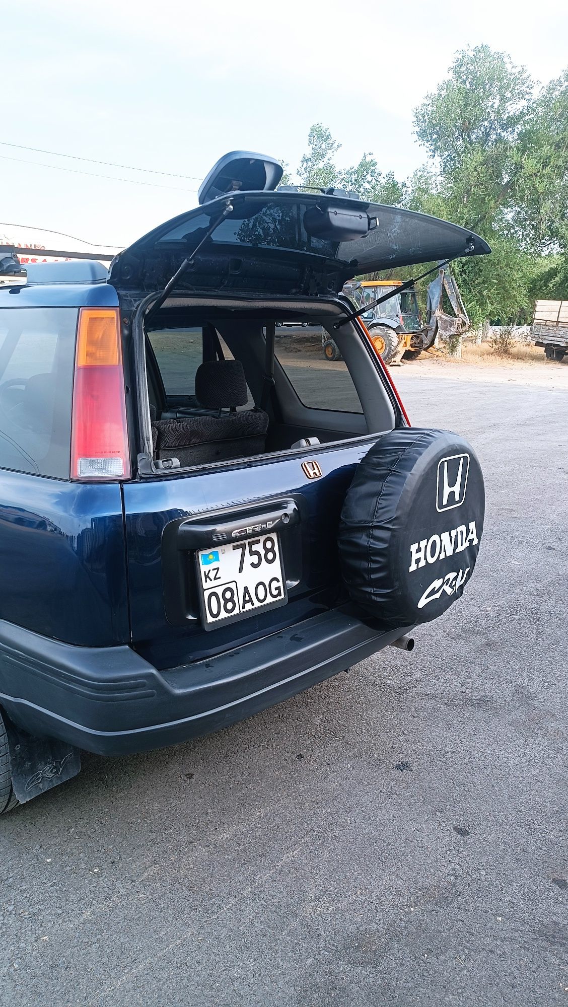 Продам Honda CR-V