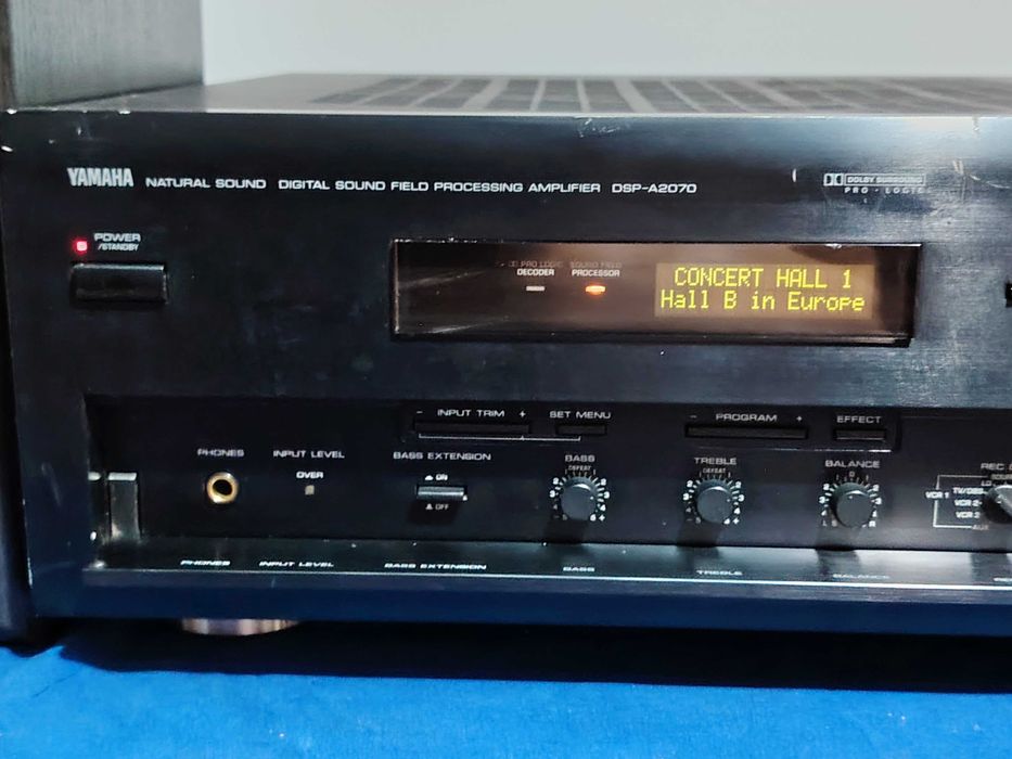 YAMAHA DSP-A2070 amplificator audio, 350 Watts
