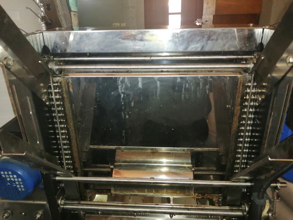 Mașină descapacit rame full automata Lyson