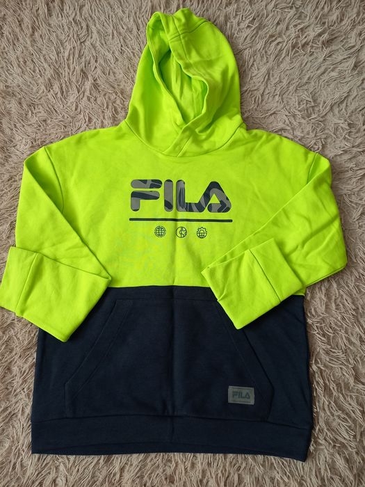 Продам спортивный джемпер для мальчика