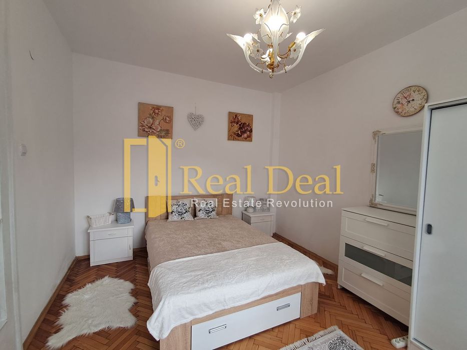 Дава се под наем Двустаен апартамент в София, Център - 60 кв.м за 800 € - Снимка #3