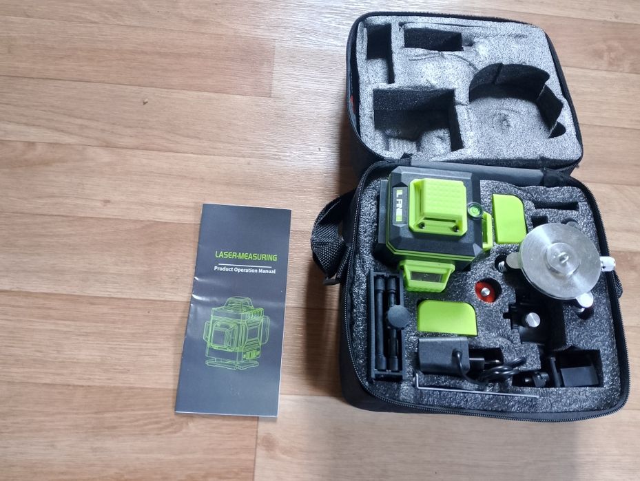 Продам лазерный УРОВЕНЬ 3Д.