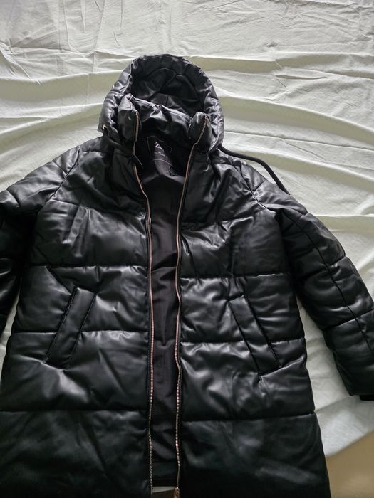 Продам пуховик Зара