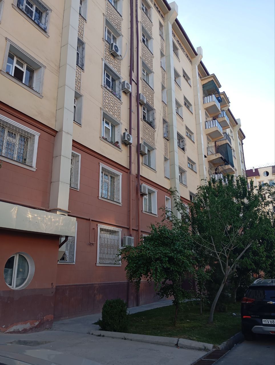 Сдается посуточно 2 ком кв Сергели метро 3 станци