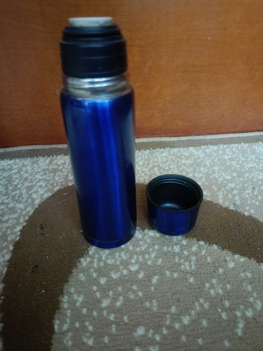 Термос 250 мл. С кружкой-крышкой.