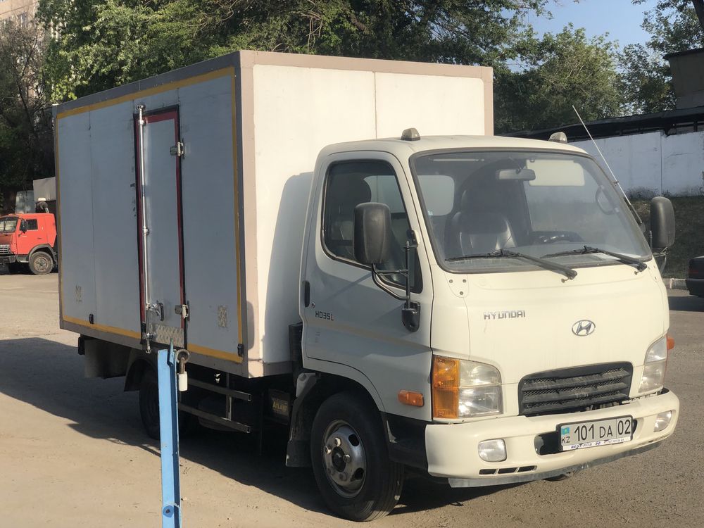 Hyundai HD35L фургон