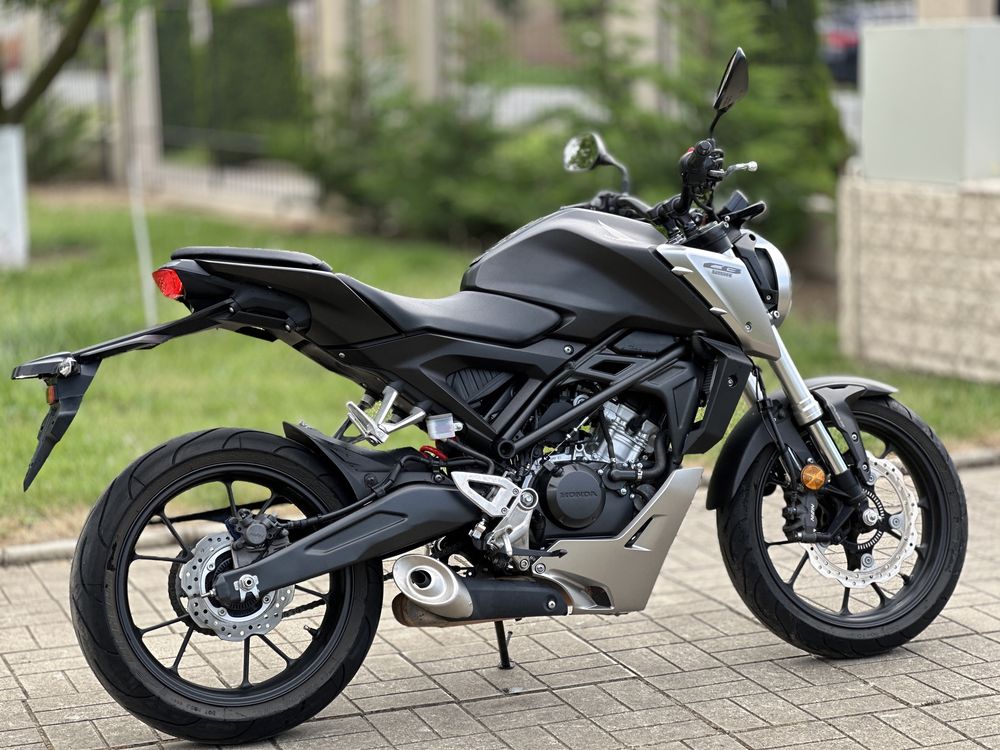 HONDA CB125R ABS 2018 IMPECABIL A1-16ani(nu cbr yamaha yzf mt Kawasaki