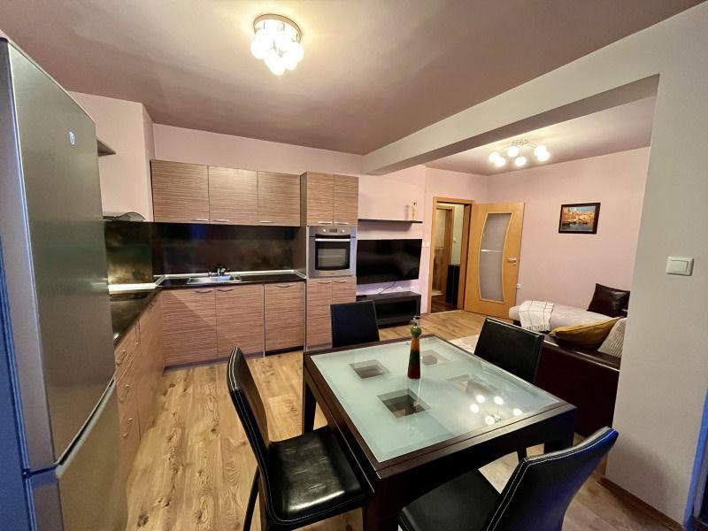 Дава се под наем Тристаен апартамент в Пловдив, Каменица 2 - 80 кв.м за 500 € - Снимка #2