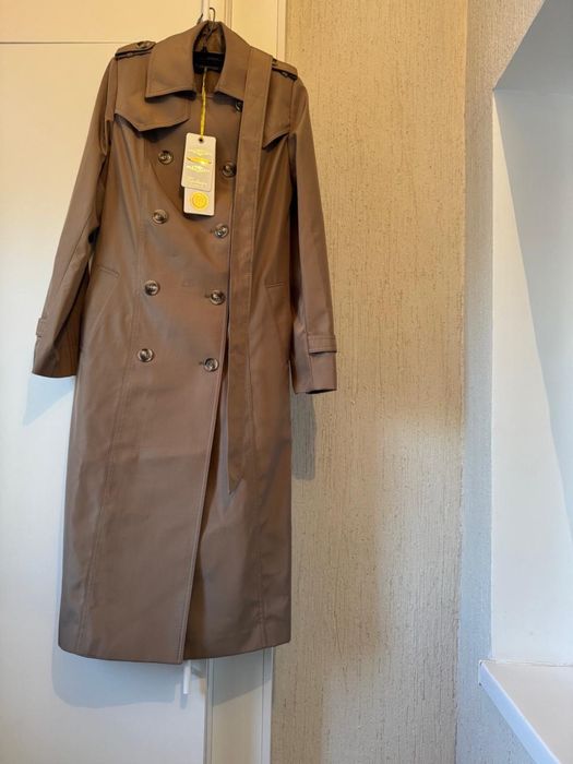 Пальто,плащ, шуба сатылады