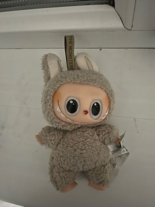 Лабубу оригинал .