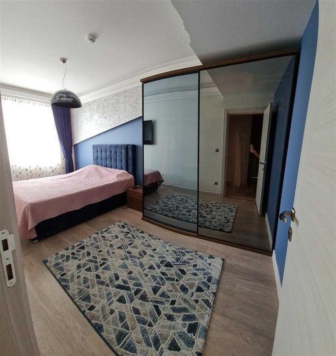 Дава се под наем Двустаен апартамент в Бургас, Изгрев - 62 кв.м за 229.5 € - Снимка #1