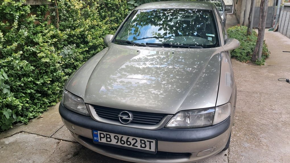 Продава се опел вектра