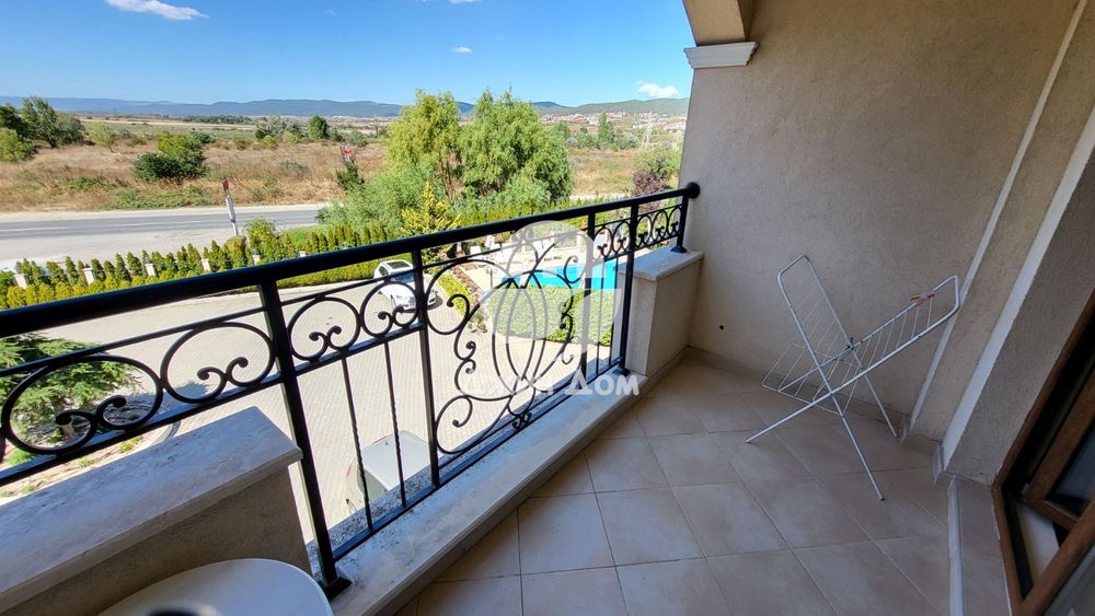 Продава се Двустаен апартамент в к.к. Слънчев бряг - 61 кв.м за 1181 €/кв.м - Снимка #4